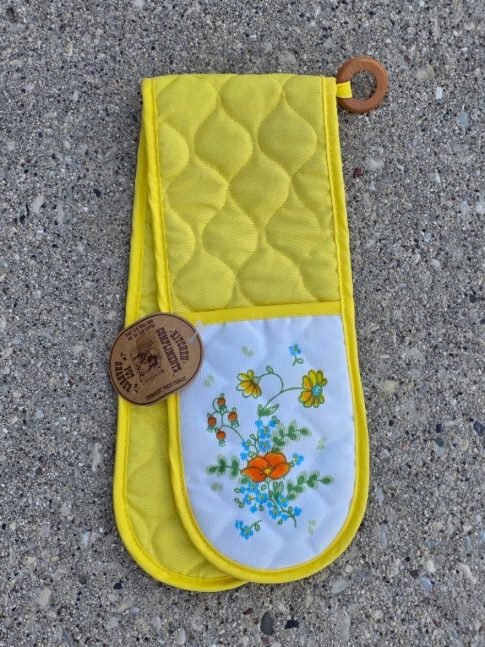 Vintage 70s Franco Kitchen Compliments Floral Double Oven Mitt NOS